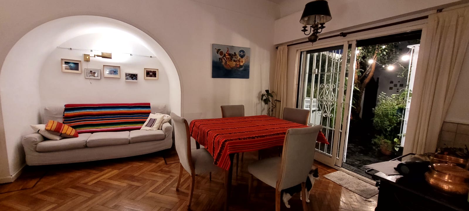 Living comedor con arco